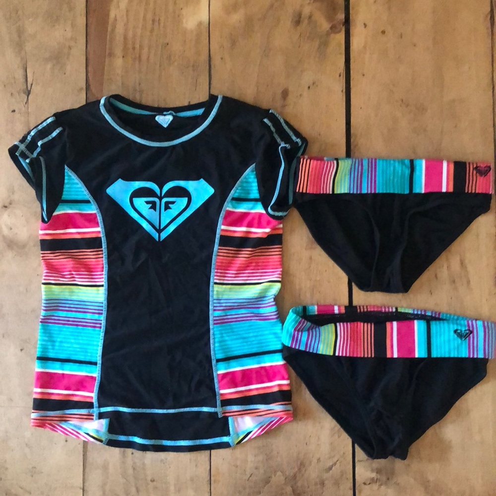 Like new- Cute Girls Roxy Swim suit/rash guard size 10 with 2 bikini bottoms